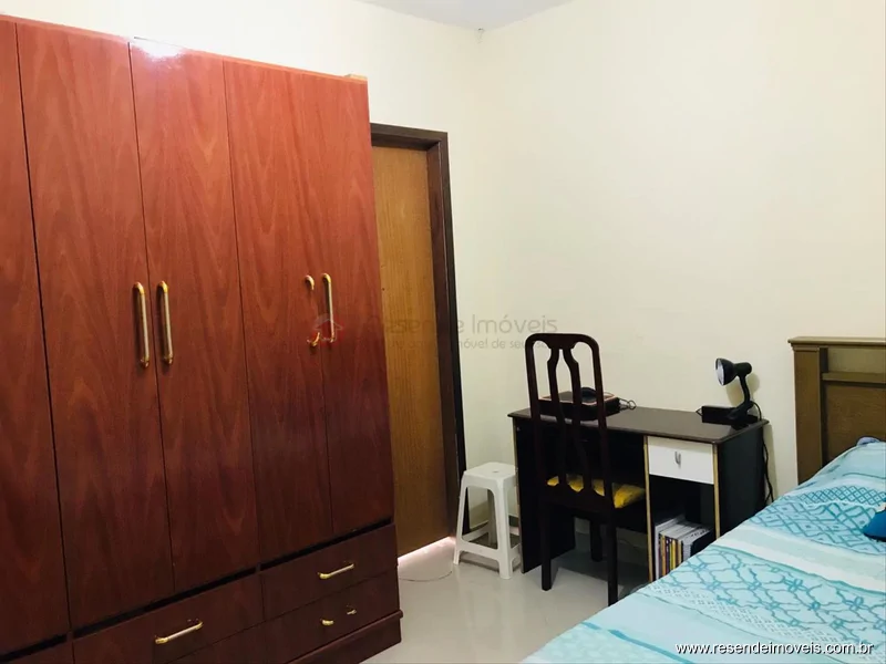 Foto 9 de 13 - Casa para venda em Monet