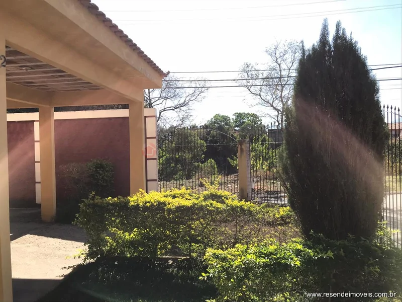 Foto 11 de 13 - Casa para venda em Monet