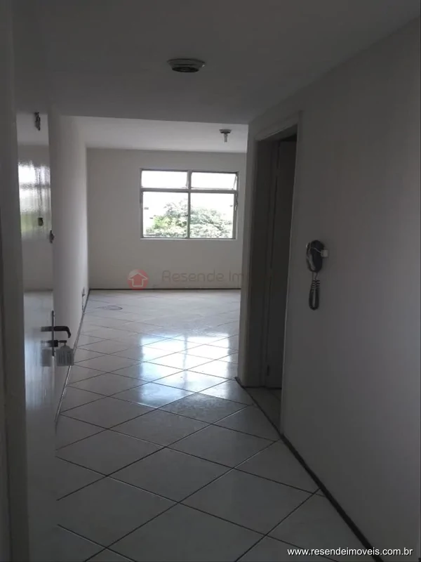 Foto 2 de 14 - Apartamento para aluguel em Comercial