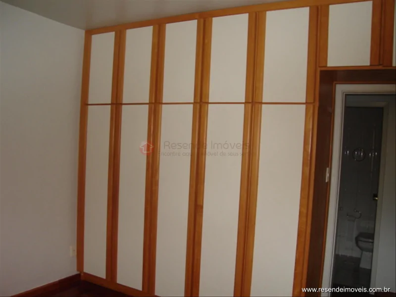 Foto 2 de 14 - Apartamento para venda em Centro