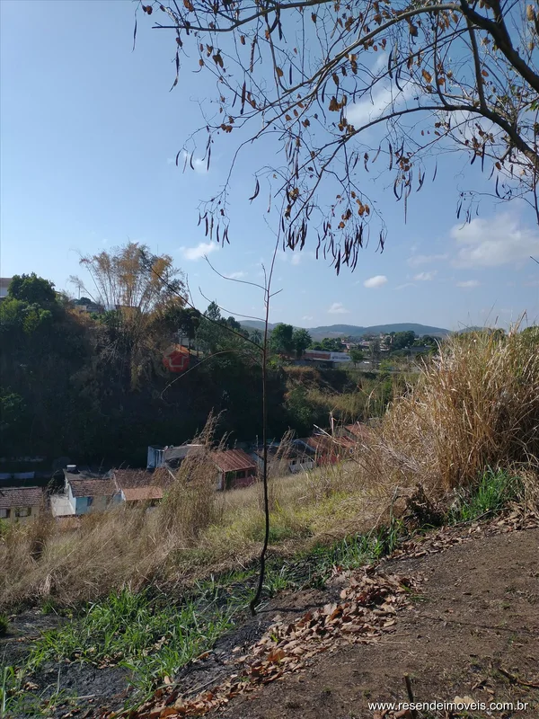 Foto 1 de 6 - Terreno para venda em Jardim Brasília