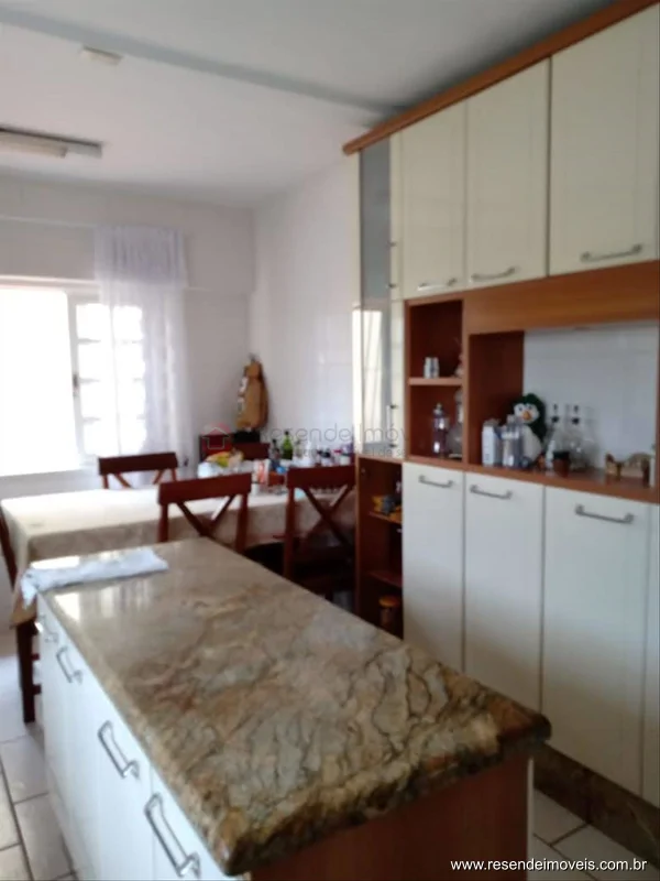 Foto 2 de 29 - Casa para venda em Montese