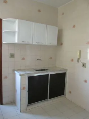 Apartamento para aluguel em Comercial