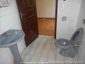 Casa para venda e aluguel em Liberdade