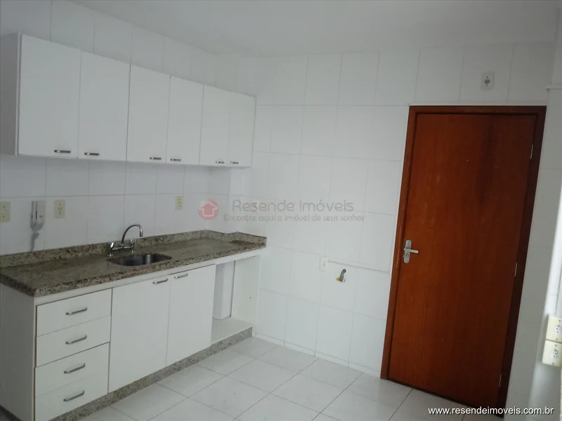 Foto 6 de 14 - Apartamento para venda em Morada do Castelo