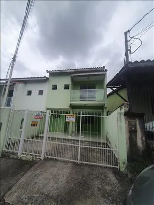 Casa para aluguel em Vila Adelaide
