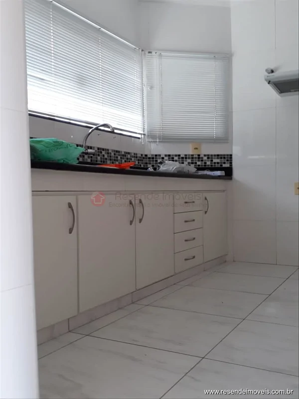 Foto 1 de 16 - Casa para aluguel em Mirante das Agulhas