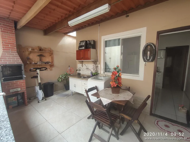 Foto 3 de 13 - Casa para venda e aluguel em Morada da Montanha