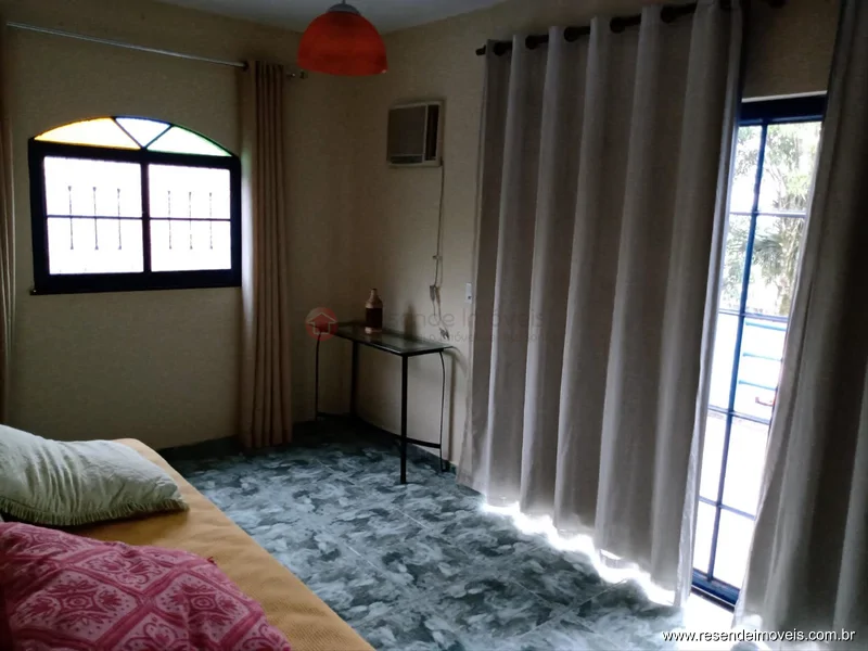 Foto 1 de 15 - Casa para aluguel em Vila Verde