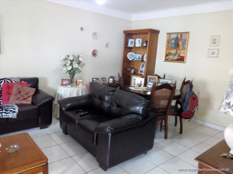 Foto 6 de 15 - Casa para venda em Centro