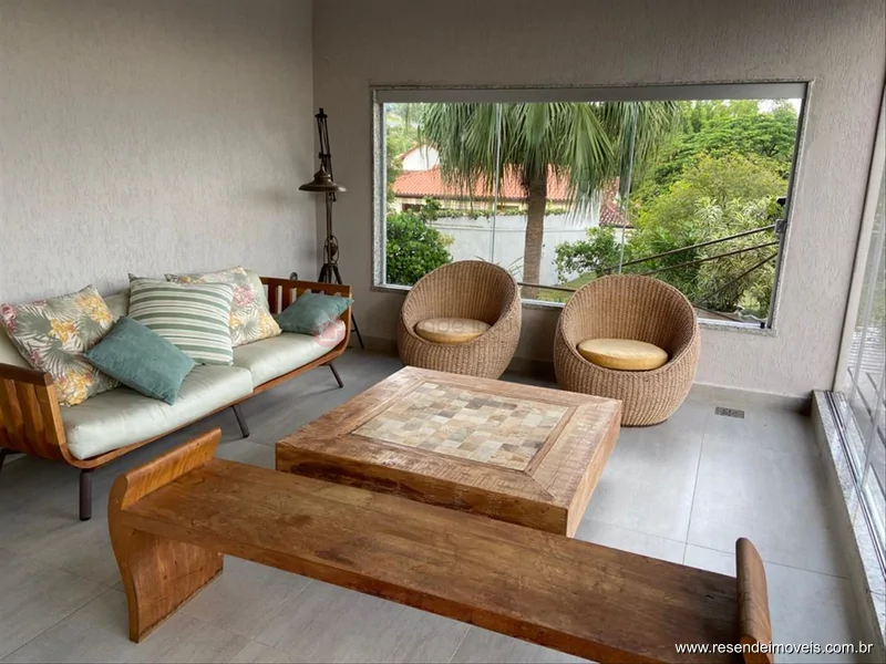 Foto 31 de 60 - Casa em condomínio para venda em Casa da Lua