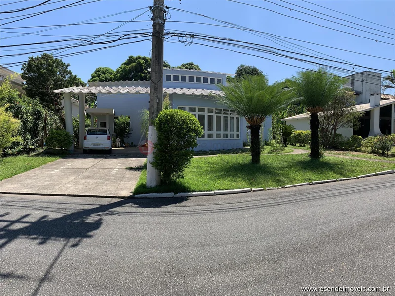 Foto 1 de 42 - Casa em condomínio para venda em Jardim Brasília