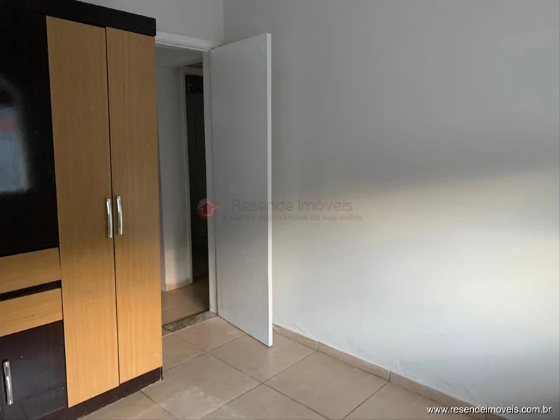 Foto 3 de 31 - Casa para aluguel em Vila Santa Cecília