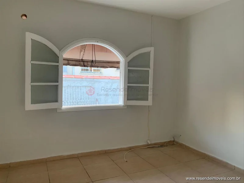 Foto 10 de 31 - Casa para aluguel em Vila Santa Cecília