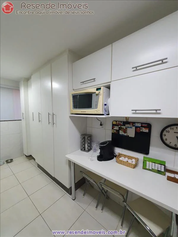 Foto 9 de 22 - Apartamento para venda em Morada do Castelo