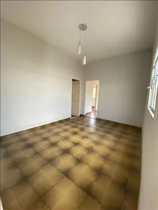 Casa para venda em Vila Santa Cecília