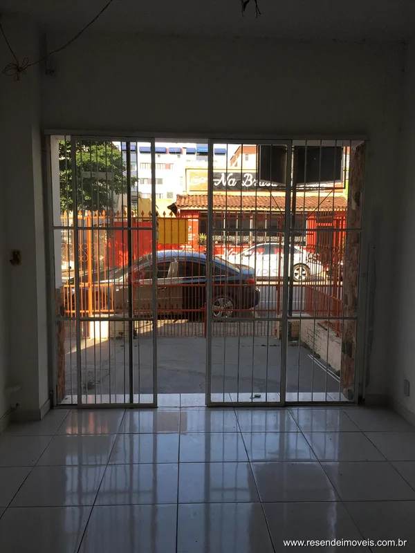 Foto 1 de 7 - Loja para aluguel em Comercial