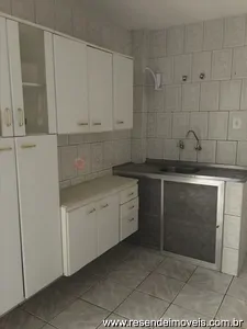 Apartamento para aluguel em Comercial