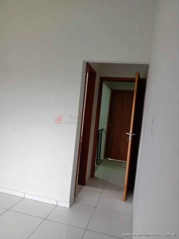 Foto 23 de 28 - Casa para venda em Morada da Montanha