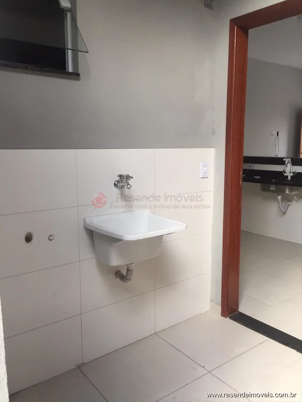 Foto 2 de 16 - Casa para venda em Morada da Montanha