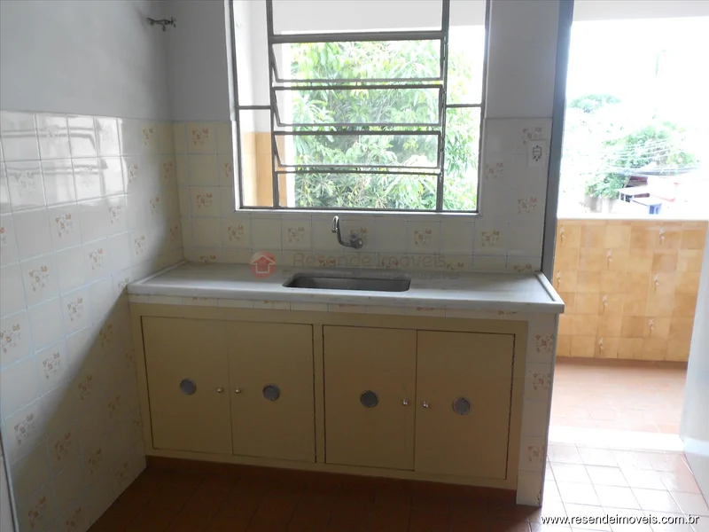 Foto 1 de 8 - Apartamento para venda e aluguel em Lava-pés