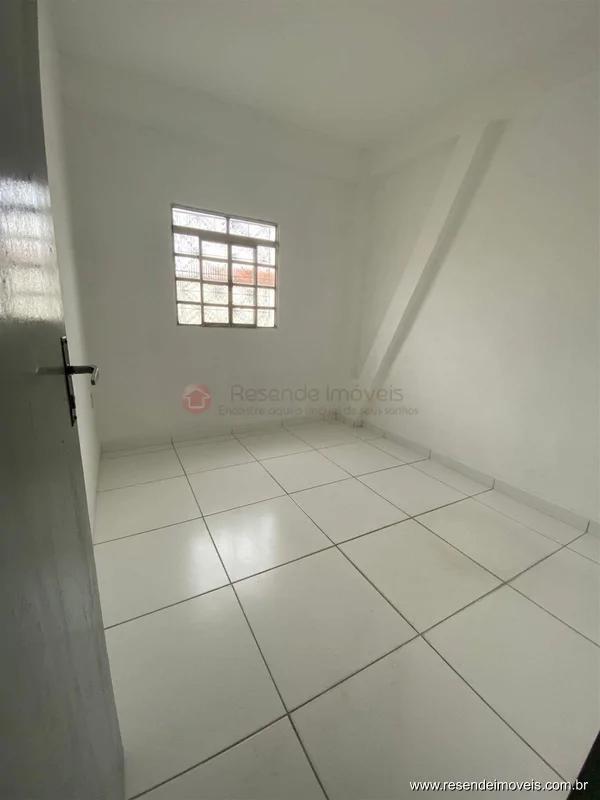 Foto 16 de 18 - Casa para aluguel em Vila Julieta