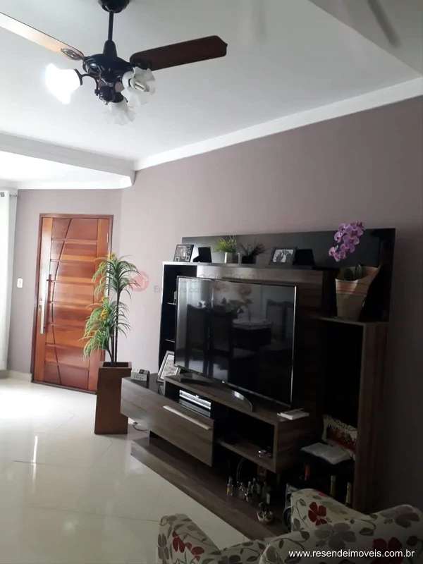 Foto 1 de 22 - Casa para venda em Monet