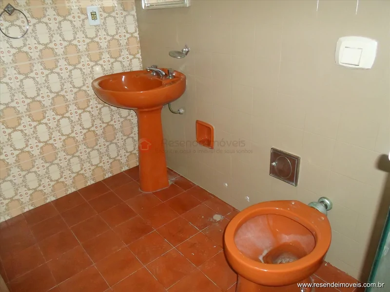 Foto 3 de 11 - Casa para aluguel em Jardim Tropical