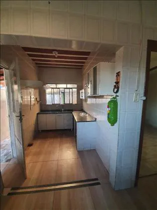 Casa para venda em Itapuca