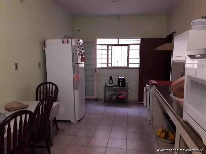 Foto 3 de 19 - Casa para venda em Jardim Tropical