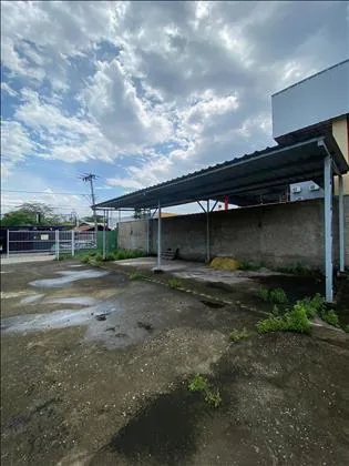 Loja para aluguel em Montese