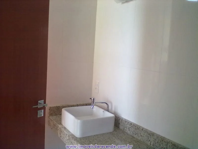 Foto 9 de 13 - Casa para venda em Monet