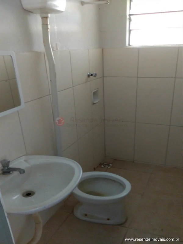 Foto 1 de 10 - Casa para aluguel em Cabral