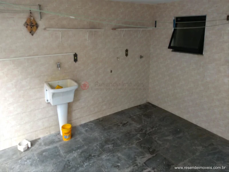 Foto 20 de 24 - Casa para aluguel em Montese