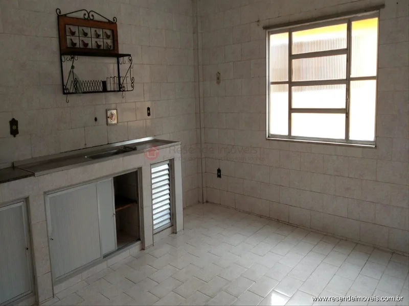 Foto 11 de 24 - Casa para aluguel em Montese