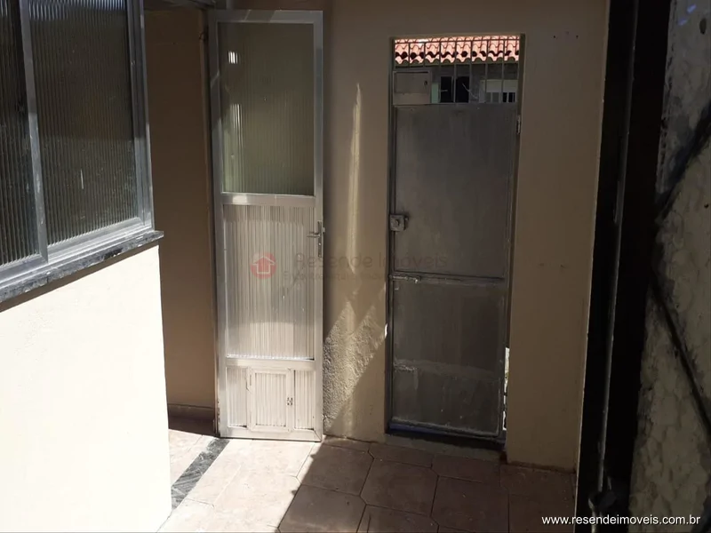 Foto 1 de 12 - Casa para aluguel em Vila Julieta