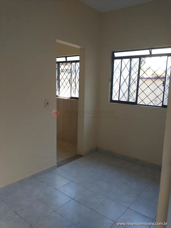 Foto 3 de 14 - Casa para aluguel em Jardim Brasília