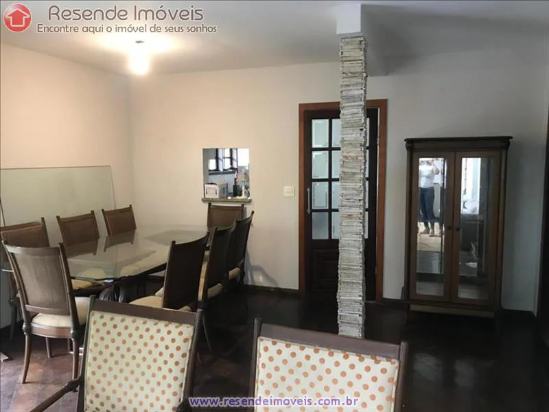 Foto 1 de 10 - Casa para venda e aluguel em Casa da Lua