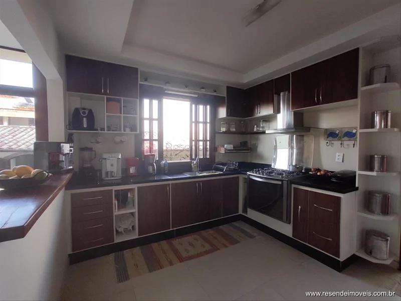 Foto 10 de 93 - Casa para venda em Morada da Colina