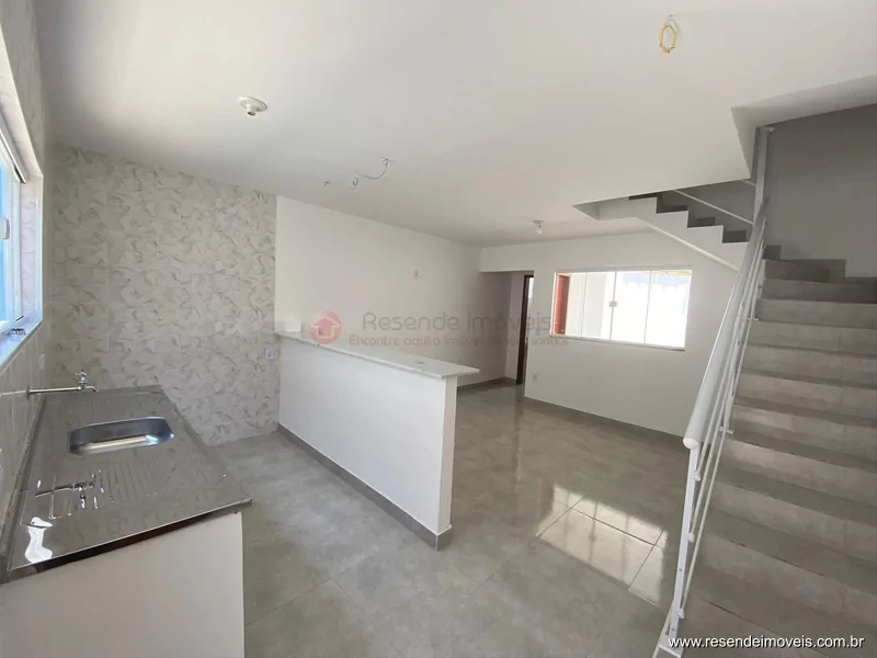 Foto 2 de 9 - Casa para aluguel em Morada da Montanha