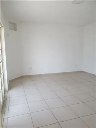 Casa para aluguel em Vila Julieta