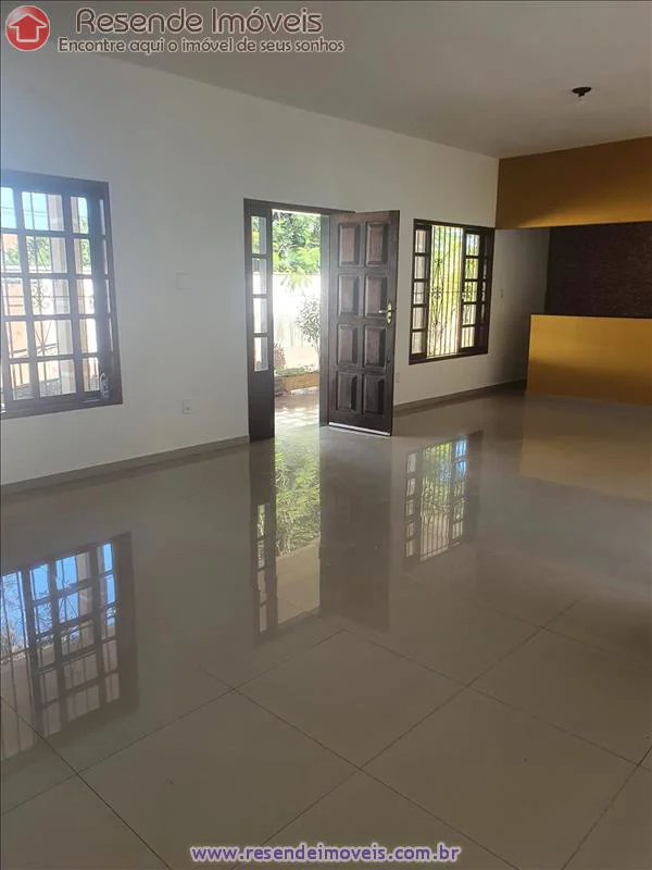 Foto 8 de 10 - Casa para venda e aluguel em Santa Isabel