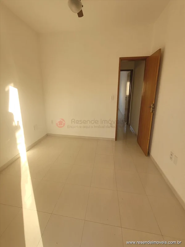 Foto 11 de 19 - Casa para aluguel em Jardim D'Oeste