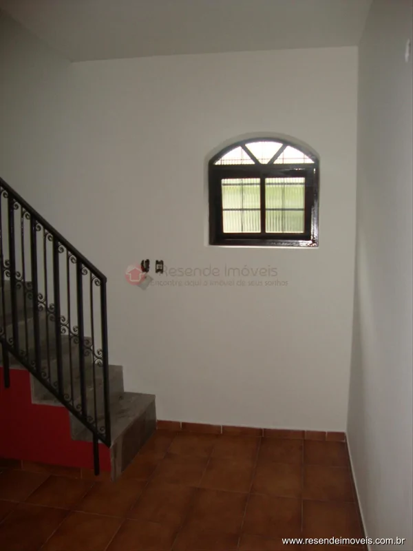 Foto 9 de 56 - Casa para venda em Vila Hulda Rocha