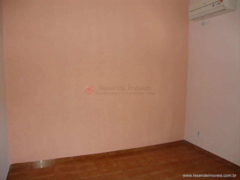 Foto 18 de 56 - Casa para venda em Vila Hulda Rocha