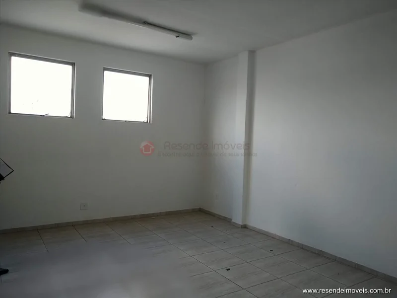 Foto 2 de 13 - Sala Comercial para venda e aluguel em Centro