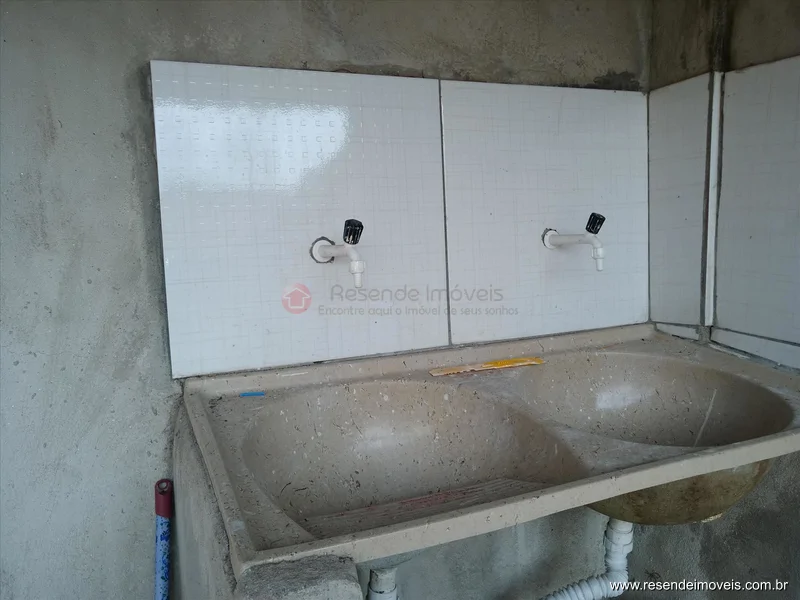 Foto 2 de 15 - Casa para venda em Lava-pés