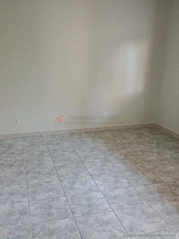 Foto 1 de 26 - Casa para aluguel em Montese