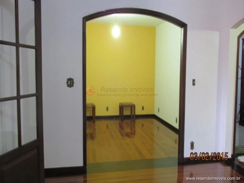 Foto 1 de 13 - Casa para venda em Montese