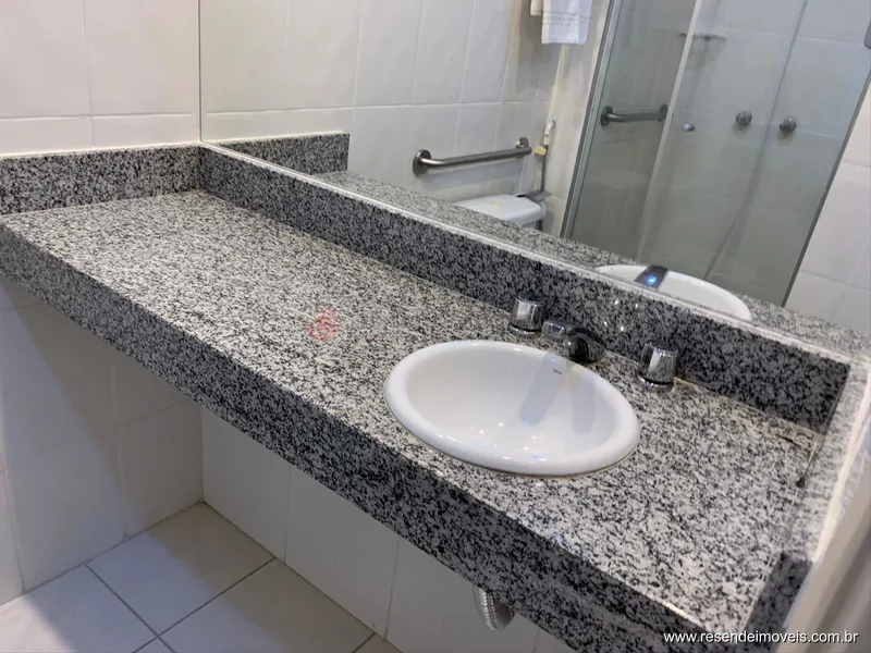 Foto 10 de 11 - Studio para venda e aluguel em Montese